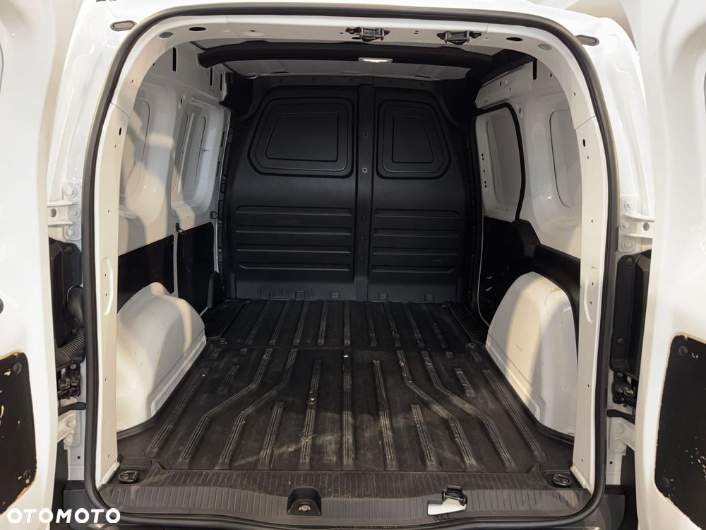 Nissan Townstar - 13