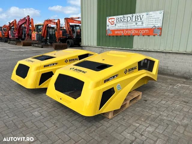 Capote marca Bomag - 1