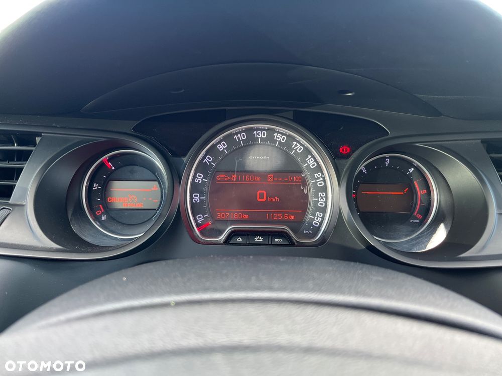 Citroën C5 1.6 HDi Attraction - 10
