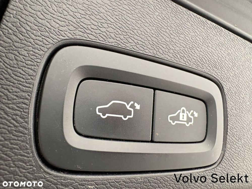 Volvo XC 60 - 21