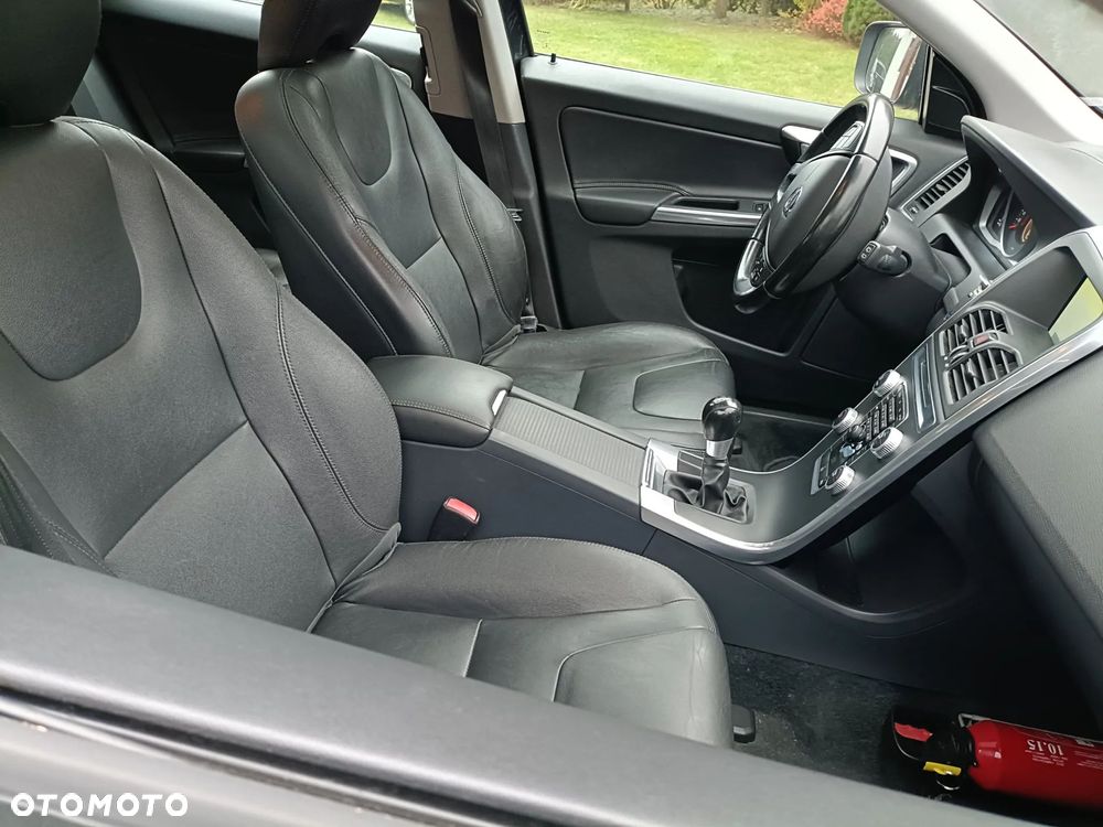 Volvo XC 60 DRIVe Summum - 6