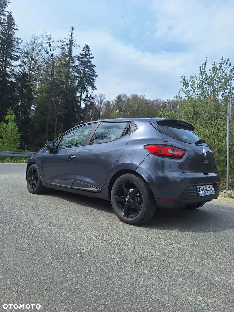 Renault Clio - 6