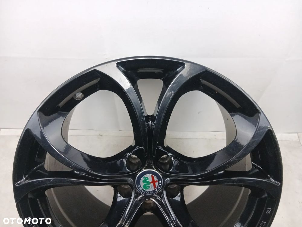 Felga Alfa Romeo Giulia KBA53034 9.5Jx19H2 ET42 - 2