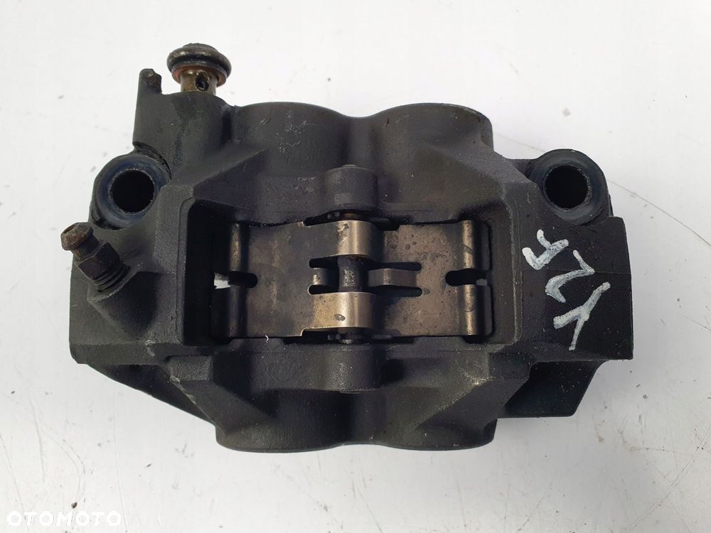 PRAWY ZACISK HAMULCOWY Yamaha YZF-R6 R6 RJ11 06-07 prawy przedni przód - 7