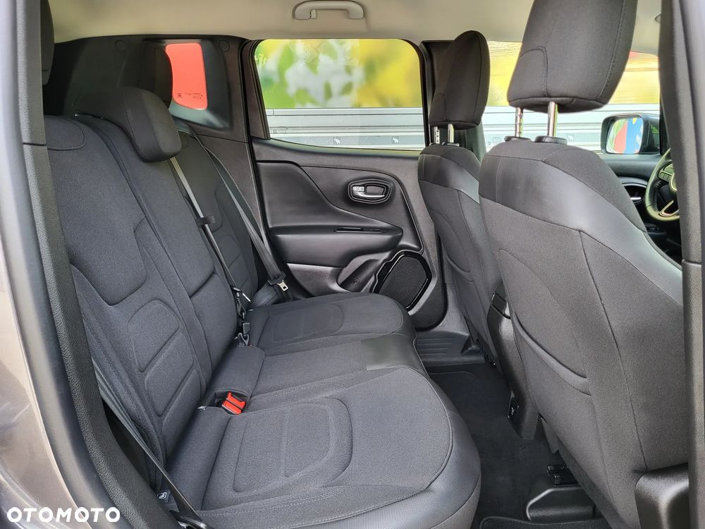 Jeep Renegade 1.6 E-torQ Night Eagle - 25