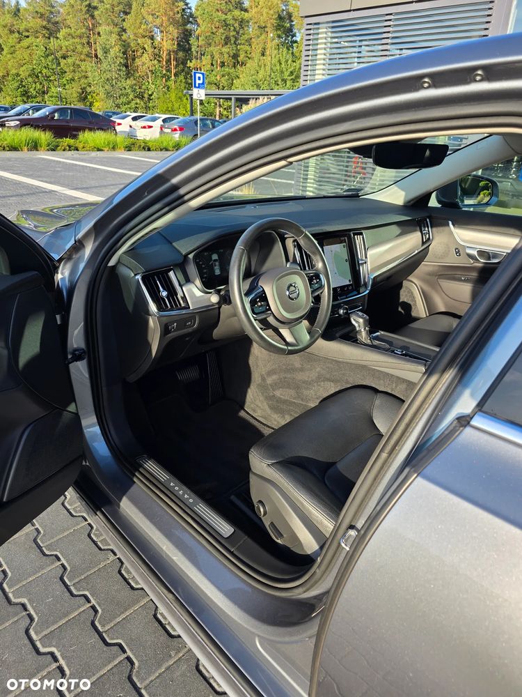 Volvo S90 D4 SCR Momentum Pro - 19