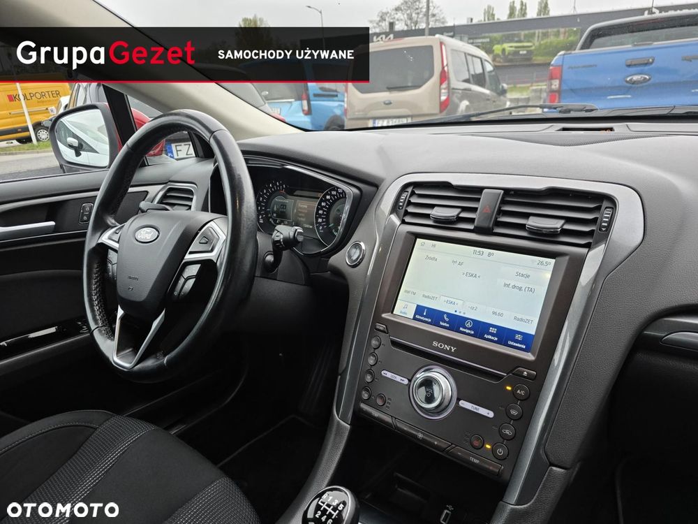 Ford Mondeo - 36