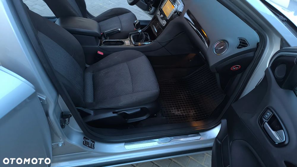 Ford Mondeo 2.0 TDCi Ambiente - 17