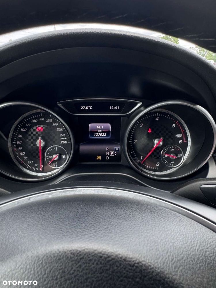 Mercedes-Benz Klasa A 180 CDI 7G-DCT AMG Line - 16