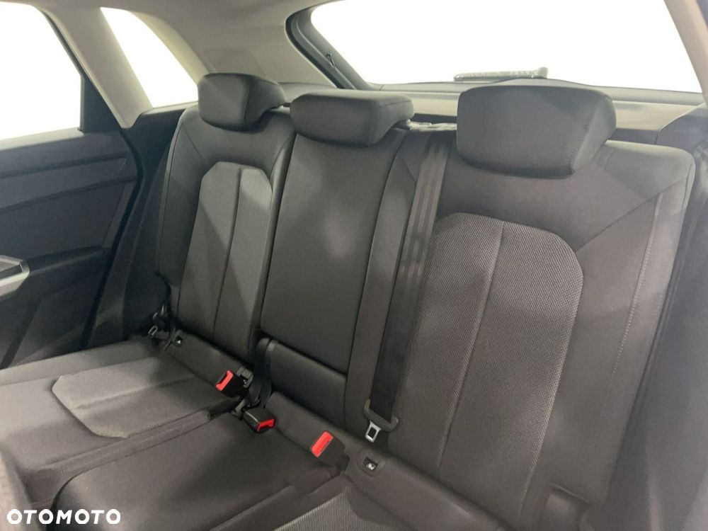 Audi Q3 35 TFSI mHEV S tronic - 12