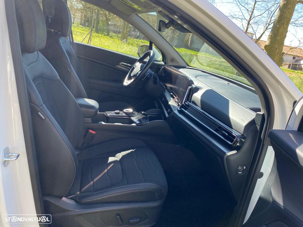 Kia Sportage 1.6 T-GDi HEV Tech - 12