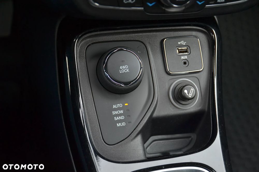 Jeep Compass 2.0 MJD Limited 4WD S&S - 31