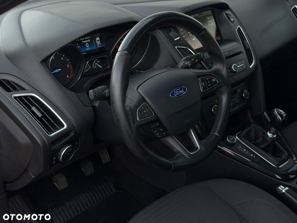 Ford Focus 1.5 TDCi Titanium - 24