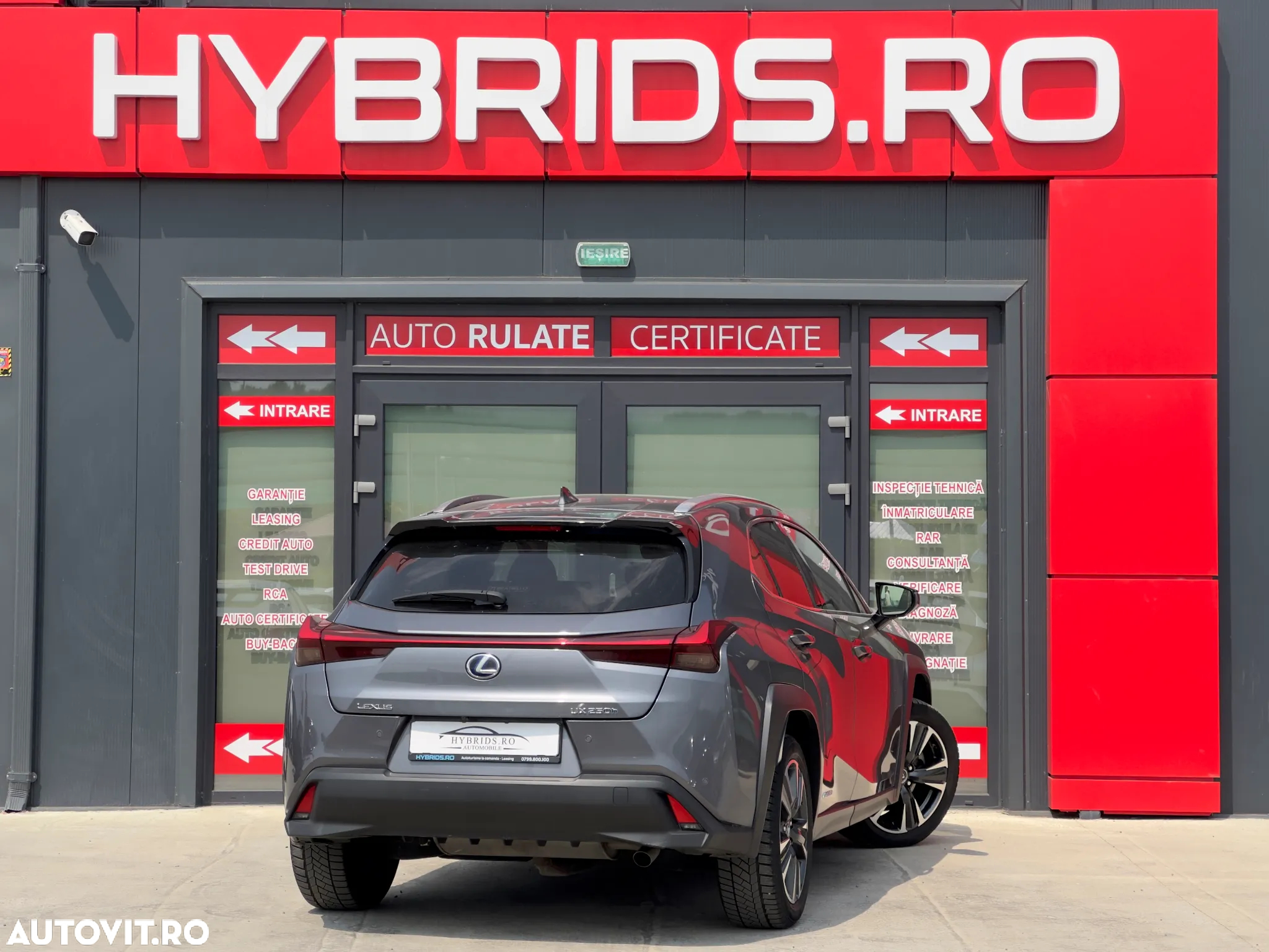 Lexus UX 250h 2.0L HEV 20H- (178 HP) 4X4 CVT Luxury - 8