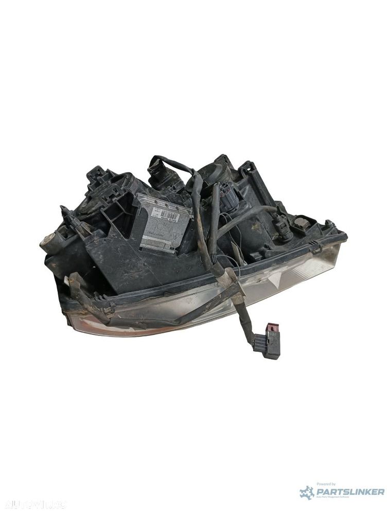 Far stanga fata VOLVO XC90 I 275 2002 - 2015 30764399 - 2