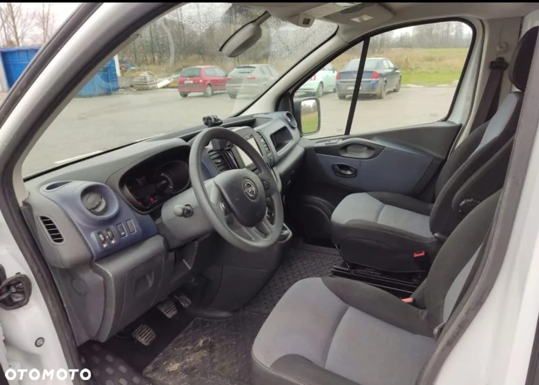 Opel VIVARO - 10