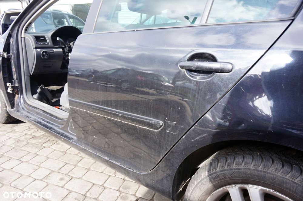 DRZWI TYLNE LEWE GOLF V 5D HB LC9Z  CZARNY VOLKSWAGEN 2003-2009 - 4