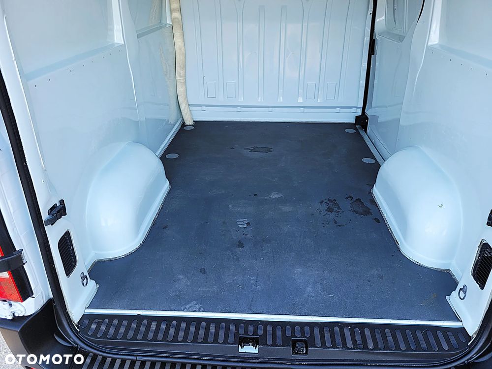 Renault Master - 36