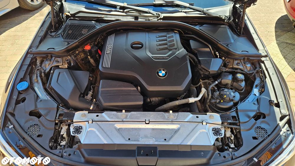 BMW Seria 3 330i xDrive Sport - 25