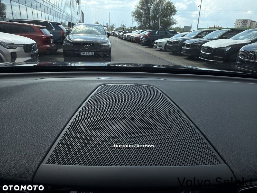 Volvo XC 60 - 30