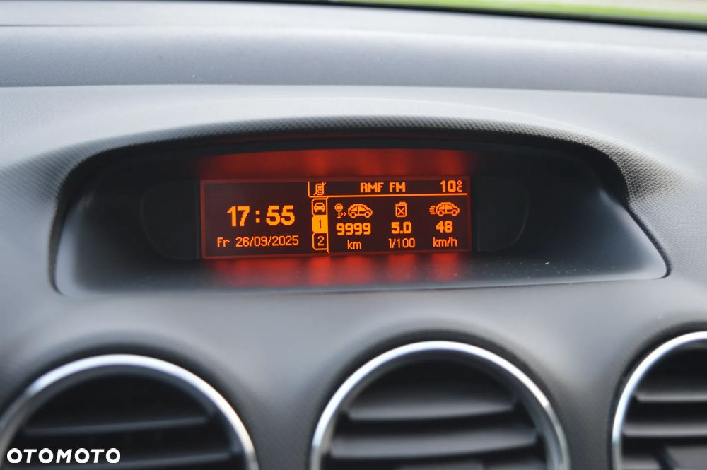 Peugeot 308 - 13
