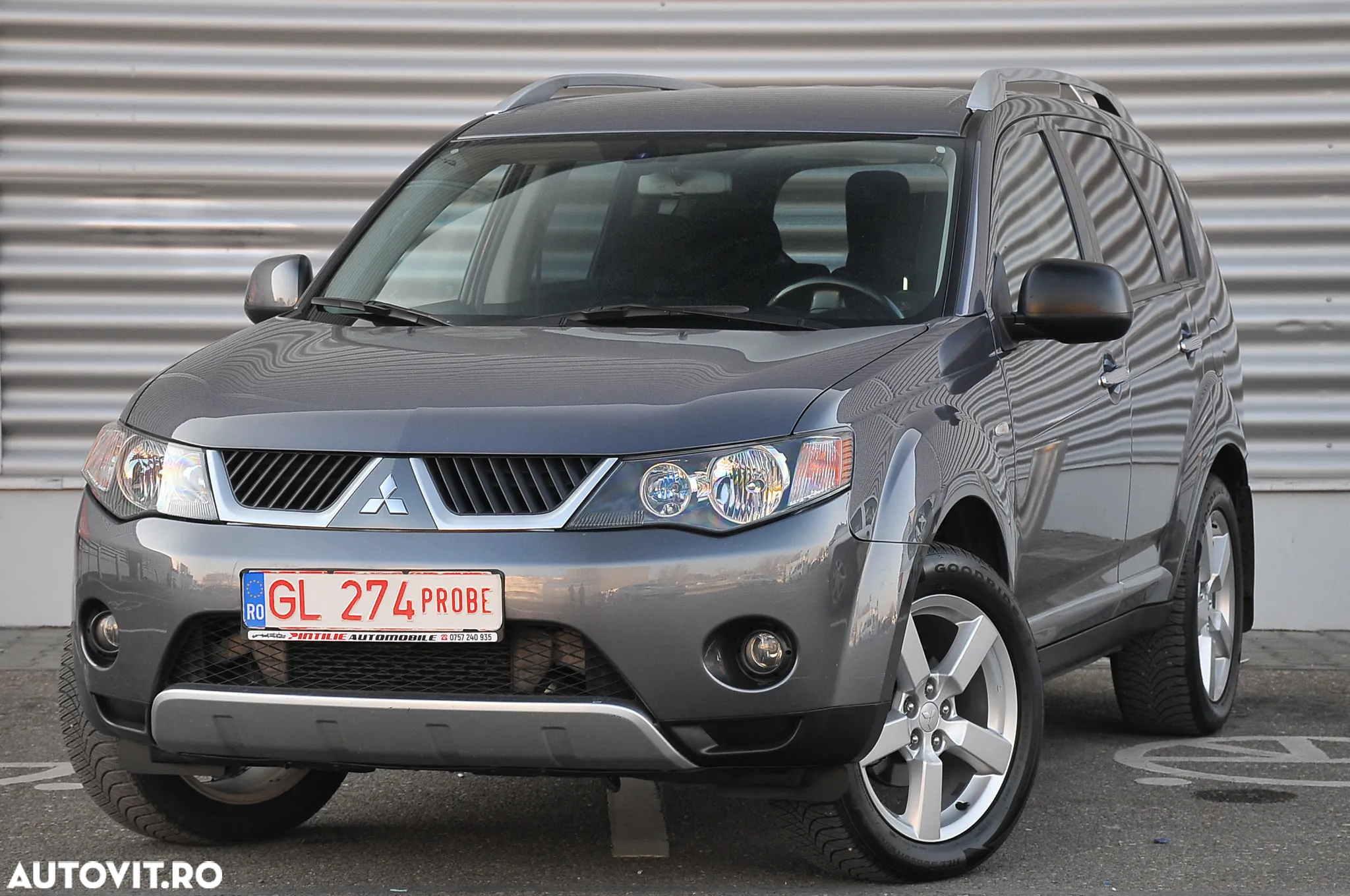 Mitsubishi Outlander 2.0 DI-D 4WD Instyle - 10
