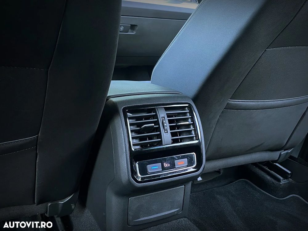 Volkswagen Passat - 26