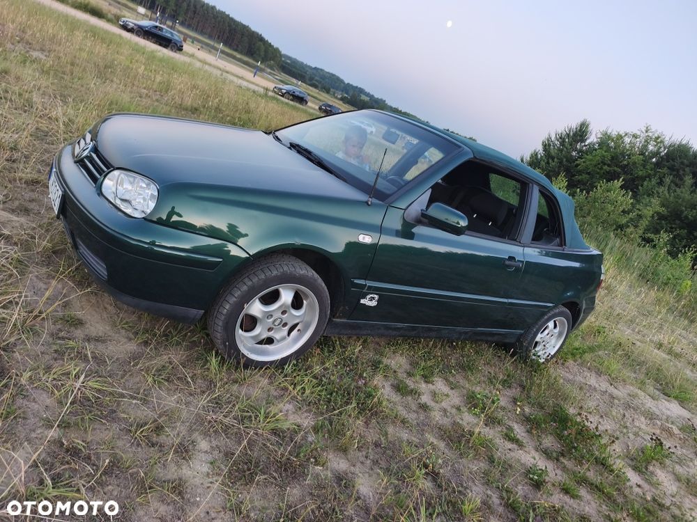 Volkswagen Golf Cabrio - 1
