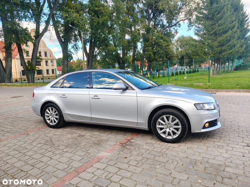 Audi A4 - 24