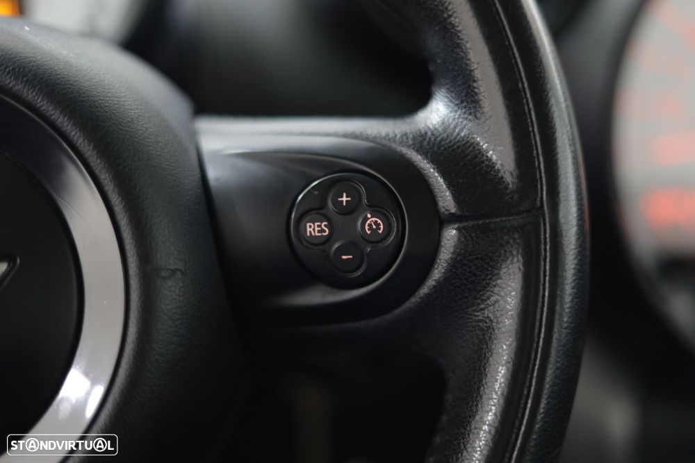 MINI Countryman One D - 13