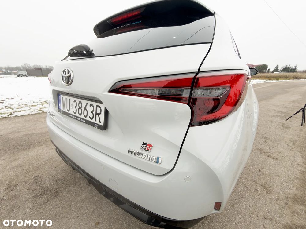 Toyota Corolla 2.0 Hybrid GR Sport Dynamic - 11