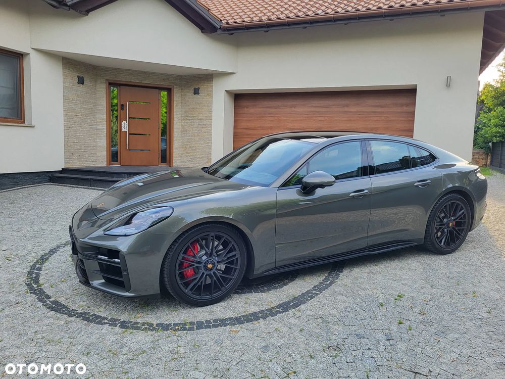 Porsche Panamera - 17