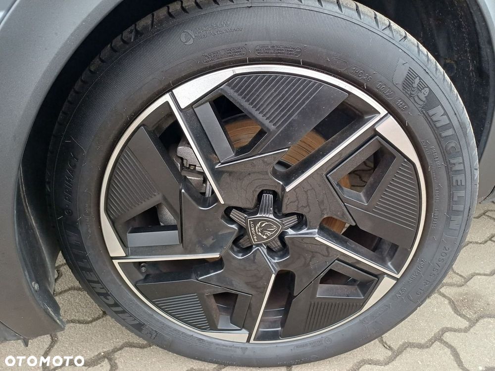 Peugeot 408 - 9