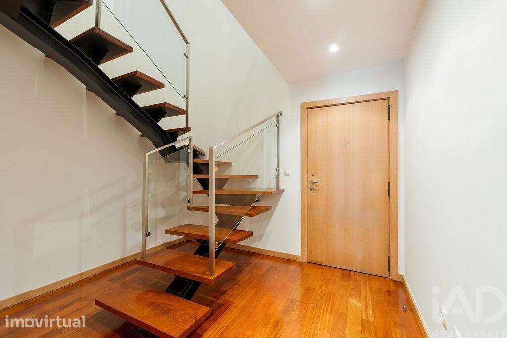 Duplex T1 em Campanhã de 82,1 m2 - Grande imagem: 4/28