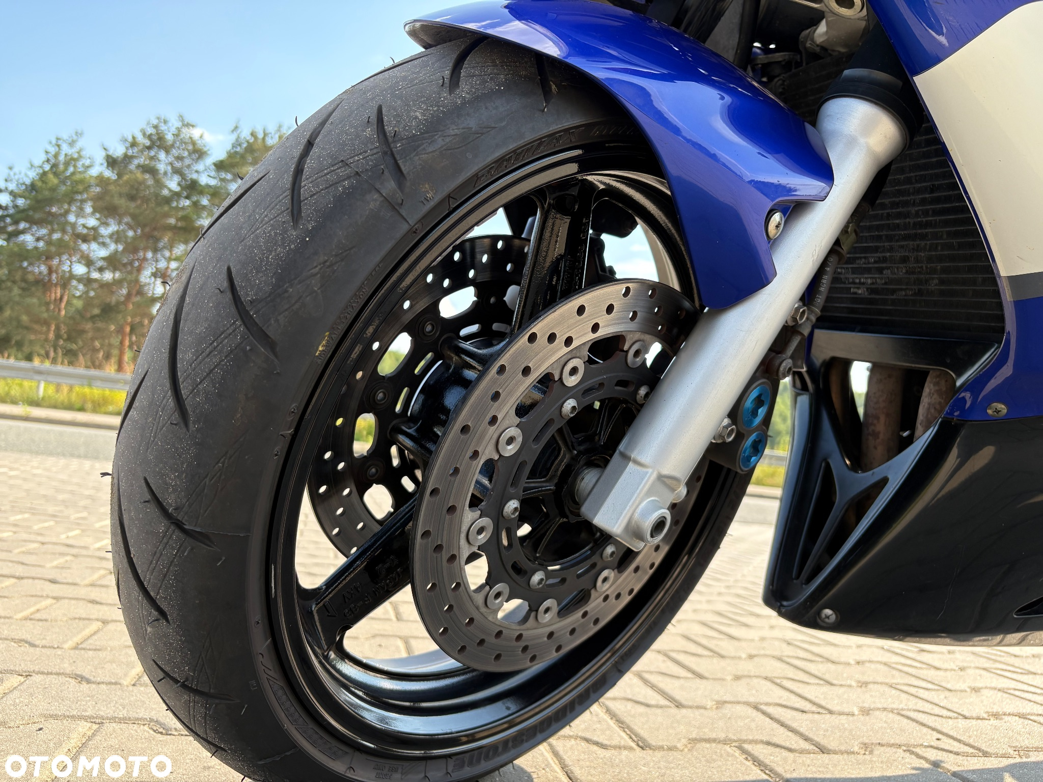 Yamaha YZF - 14