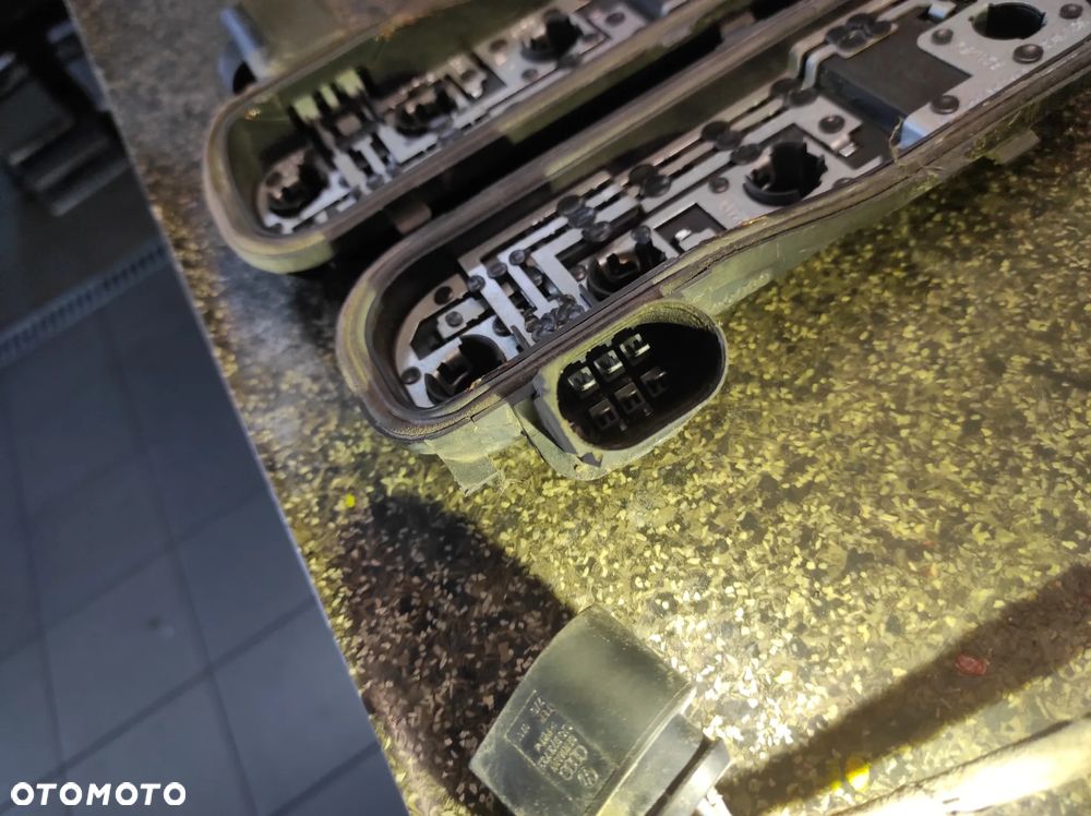 AUDI A4 B6 AVANT WKŁAD LAMPY PRAWY LEWY TYŁ KOMBI 8E9945258 8E9945257 CAŁE WYSYŁKA !!!!! - 6