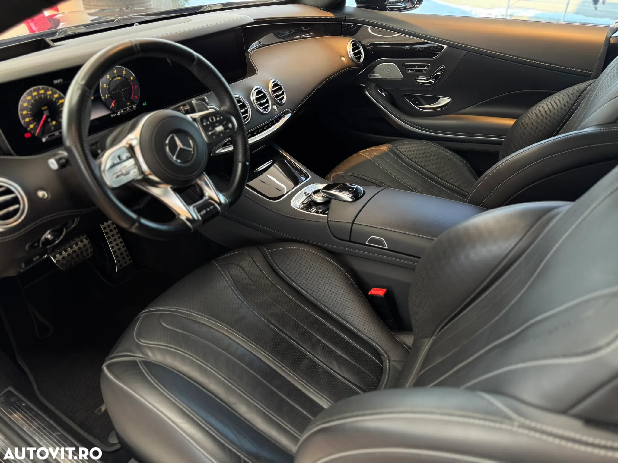 Mercedes-Benz S 560 Coupe Aut - 11