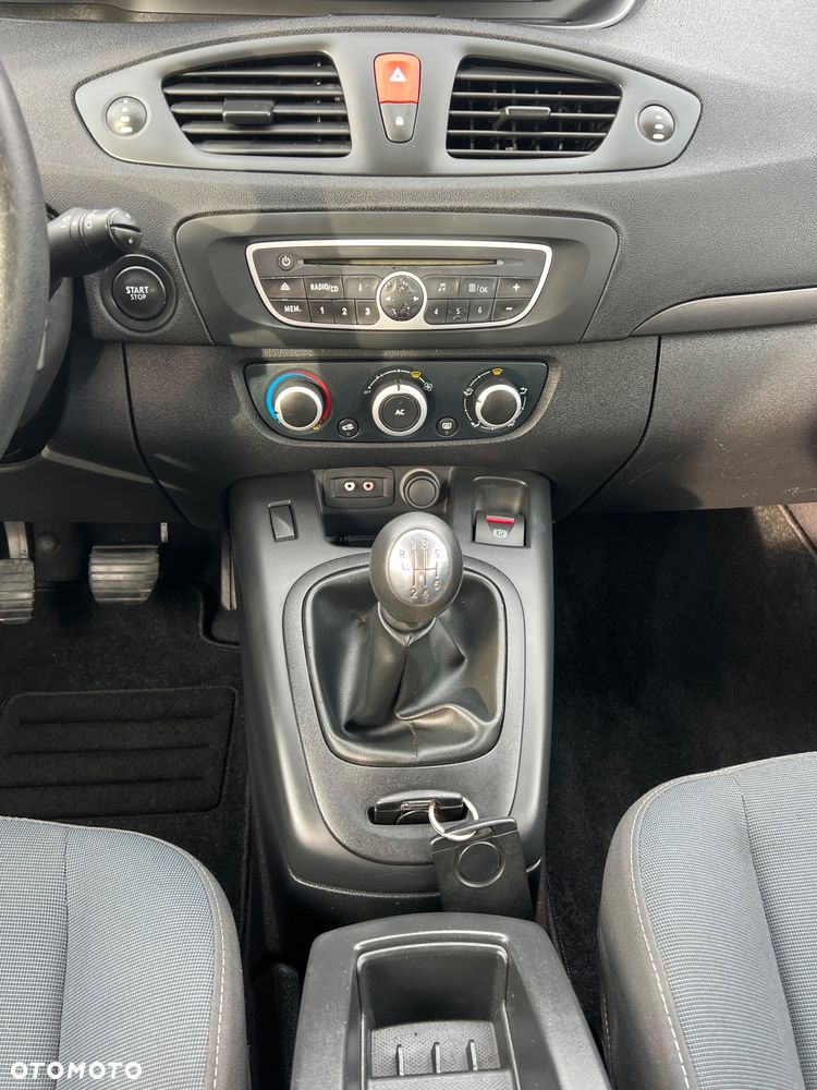 Renault Grand Scenic Gr 1.6 Pack Authentique - 15