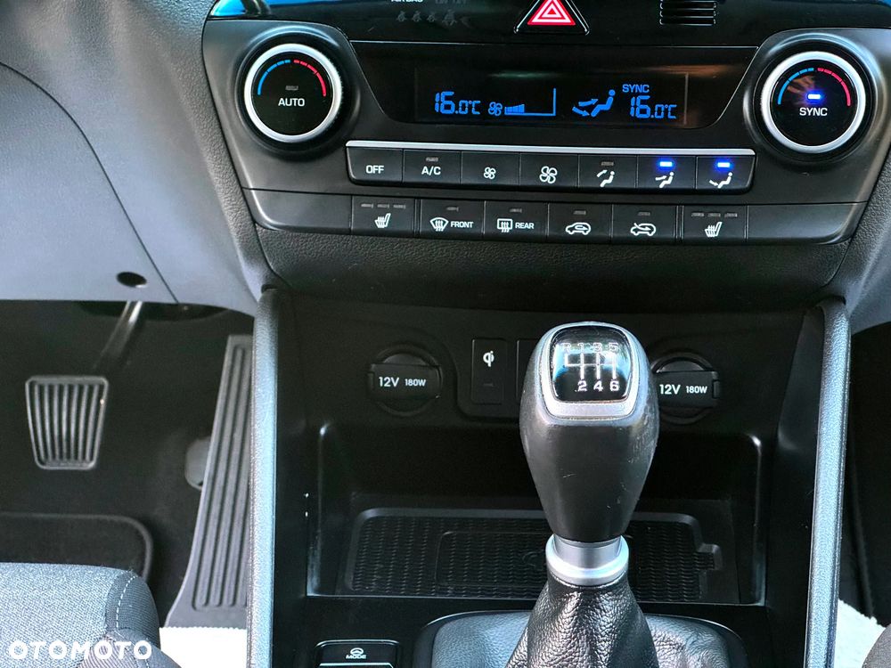 Hyundai Tucson 1.6 CRDi Comfort 2WD - 24