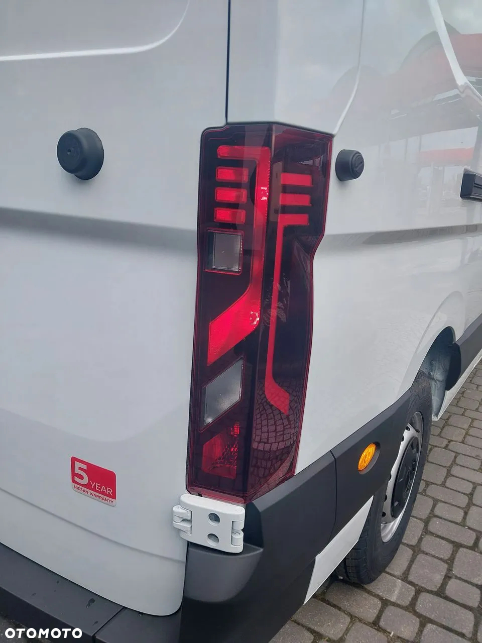 Nissan Interstar L3H2 - 17