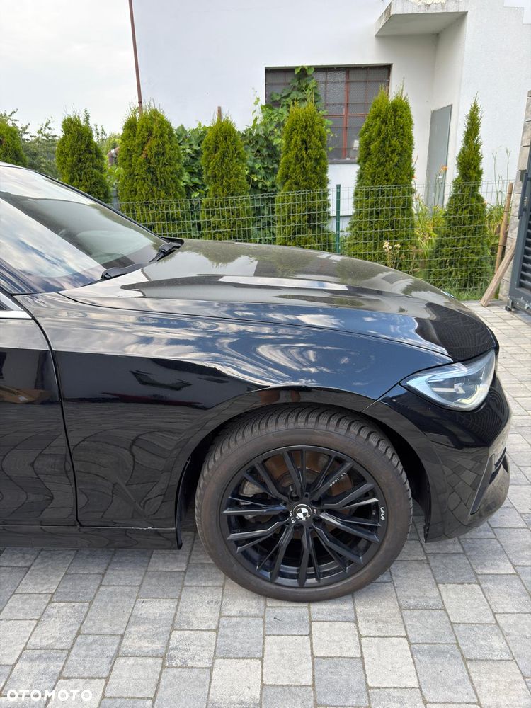 BMW Seria 3 330i xDrive Sport Line - 12