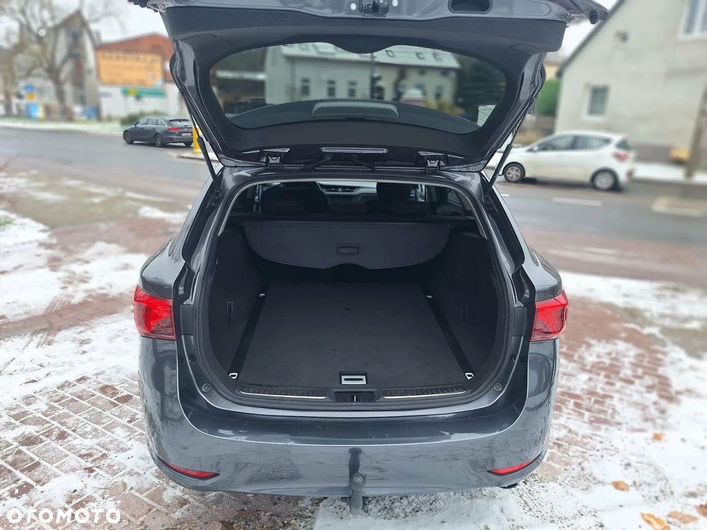 Toyota Avensis 2.0 D-4D Active Business - 10