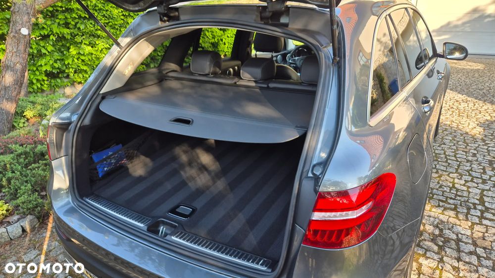 Mercedes-Benz GLC - 9