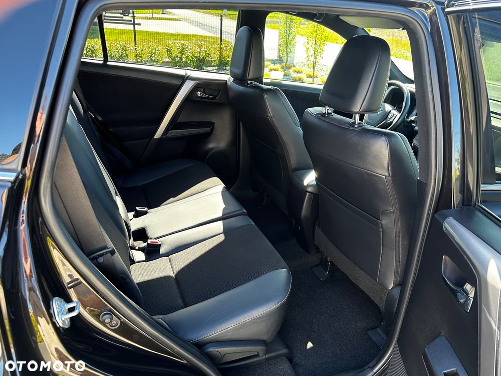 Toyota RAV4 2.0 Premium 4x4 MS - 24