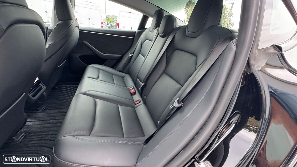 Tesla Model 3 Long Range Tração Integral Premium - 27