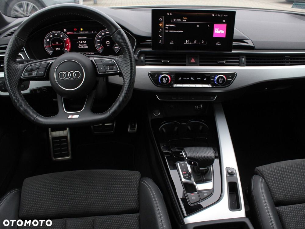 Audi A4 Limousine - 4