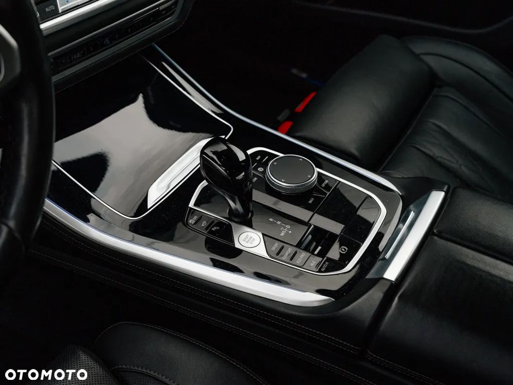 BMW X5 xDrive40d mHEV sport - 11