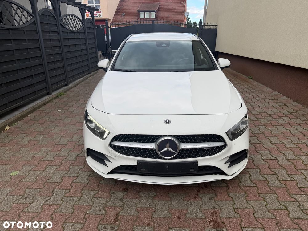 Mercedes-Benz Klasa A 180 AMG Line - 2