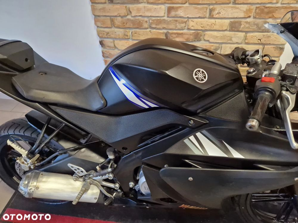 Yamaha YZF - 23