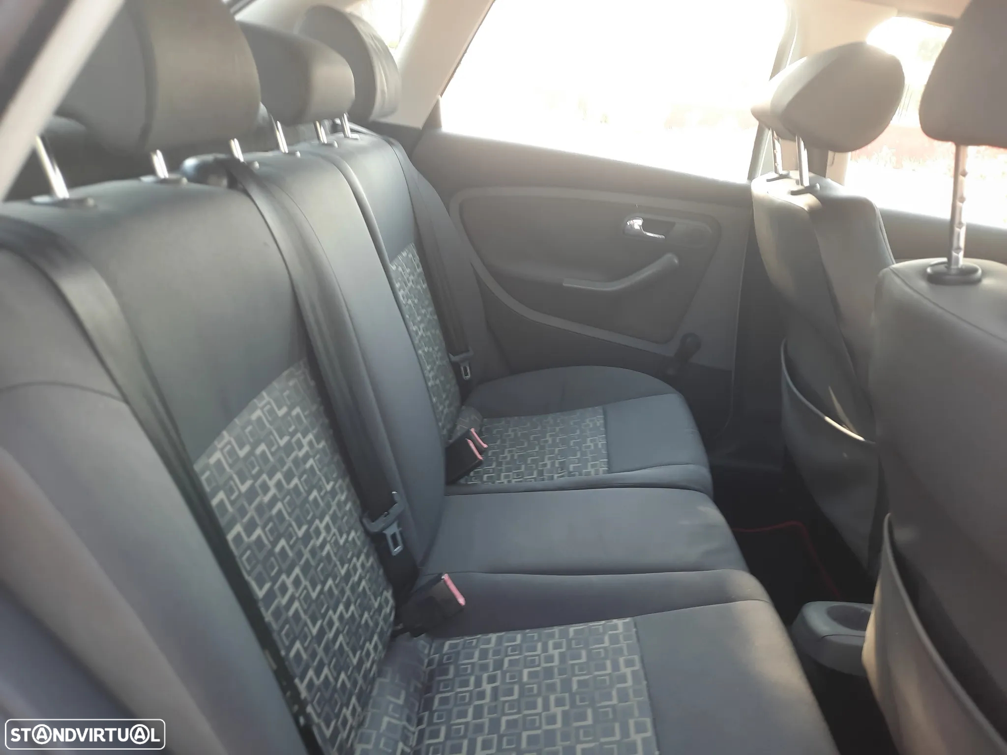 SEAT Ibiza 1.4 TDi FResc - 4